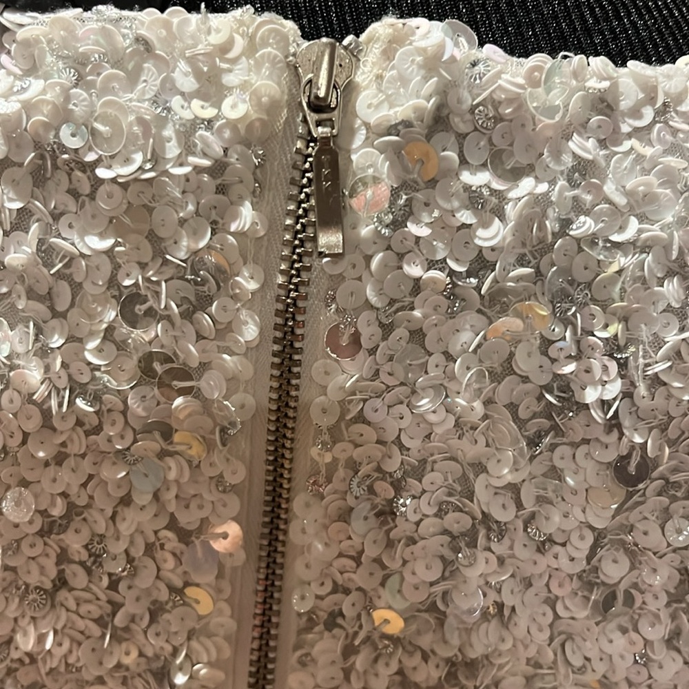 Retrofête Xi Sequin Top NWT - Picture 12 of 17